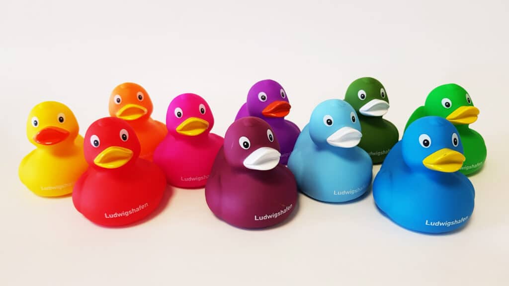 Badeenten in vielen bunten Farben