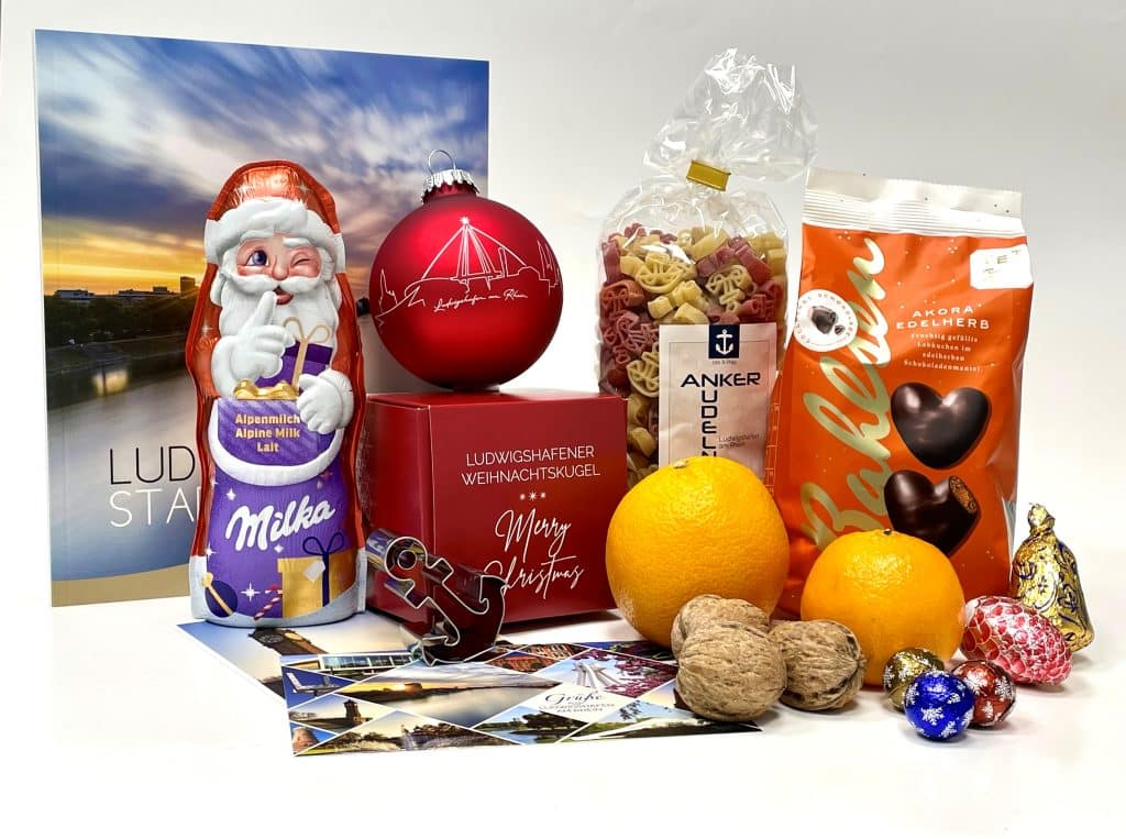 Nikolausbox von Ludwigshafen mit Broschüre, Schoko-Nikolaus, Weihnachtskugel uvm.