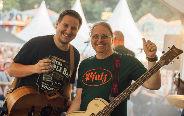 Musiker auf dem Pfalzfest 2023